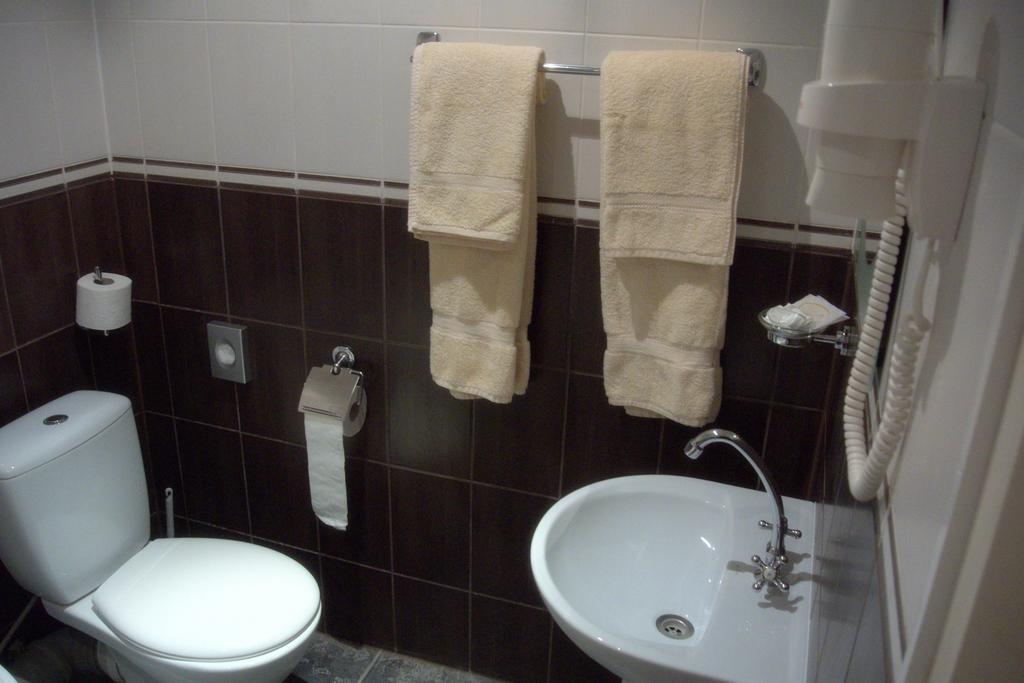 Eurohotel Maardu Pokoj fotografie